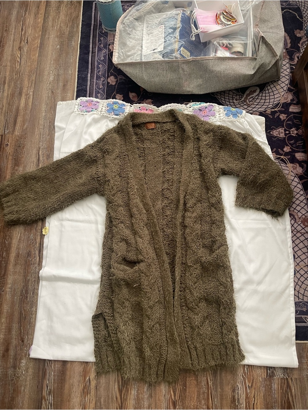 POL Olive Green Fuzzy Open-Front Cardigan